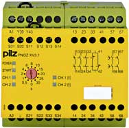PNOZ XV3.1 300/24-240VACDC 3no 1nc 2no t安全继电器